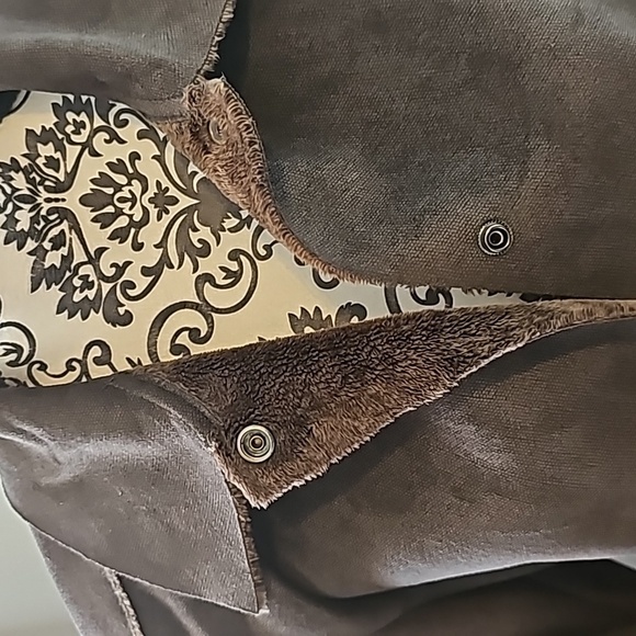 Cabi suede feel chocolate brown fur lined jacket sz large - Picture 5 of 9